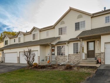 741 Baylee Place SW, Pine Island, MN 55963