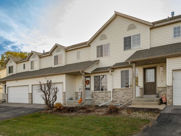 741 Baylee Place SW, Pine Island, MN 55963