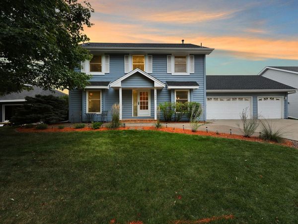 13840 York Avenue S, Burnsville, MN 55337