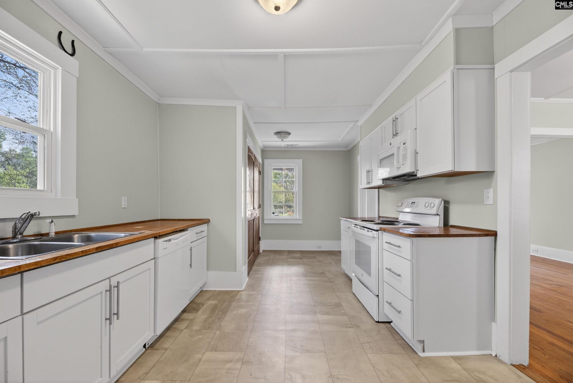 826 Edisto Avenue  Photo 12