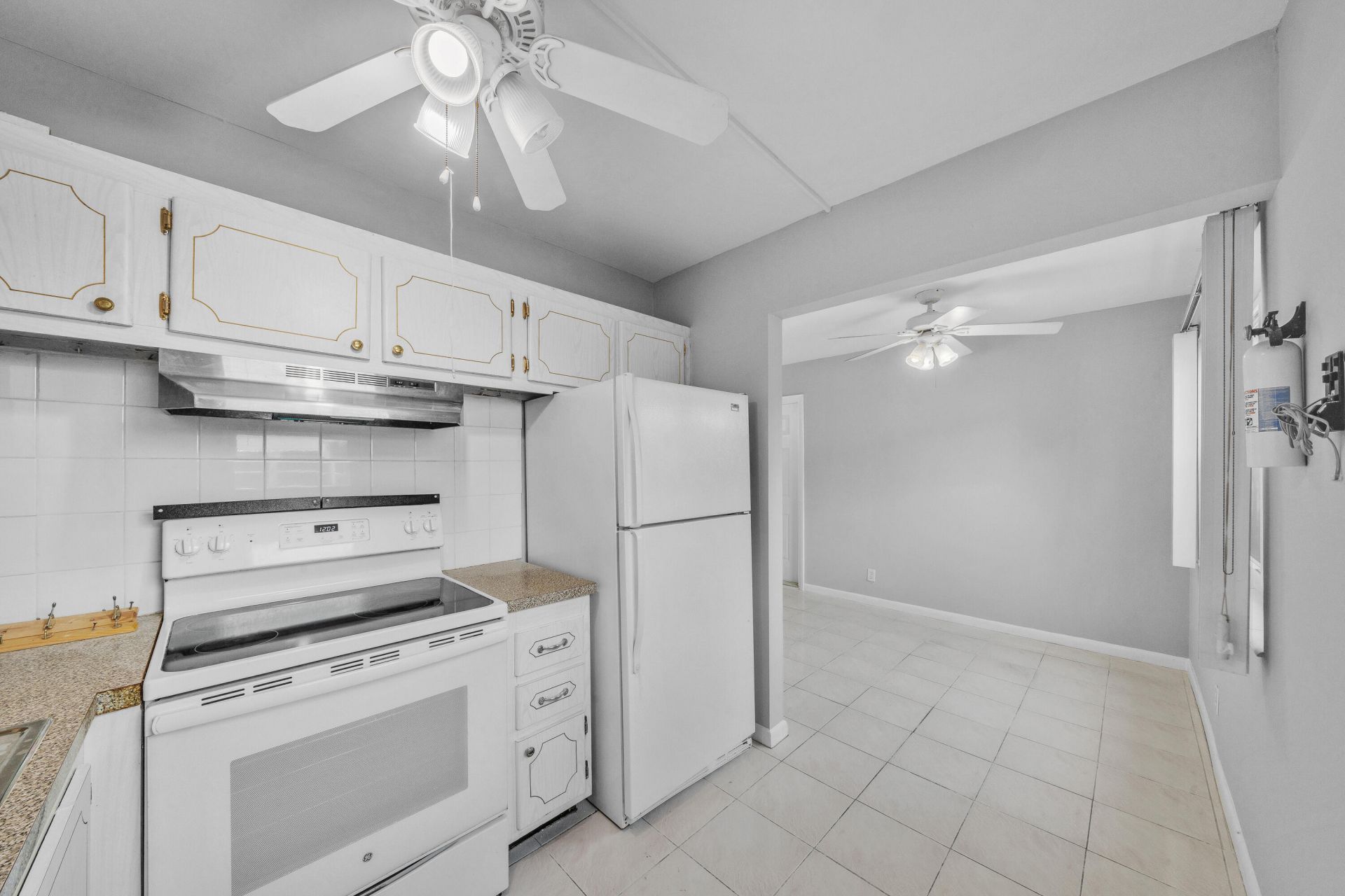 49 Hastings, Unit D, West Palm Beach, FL 33417 Photo