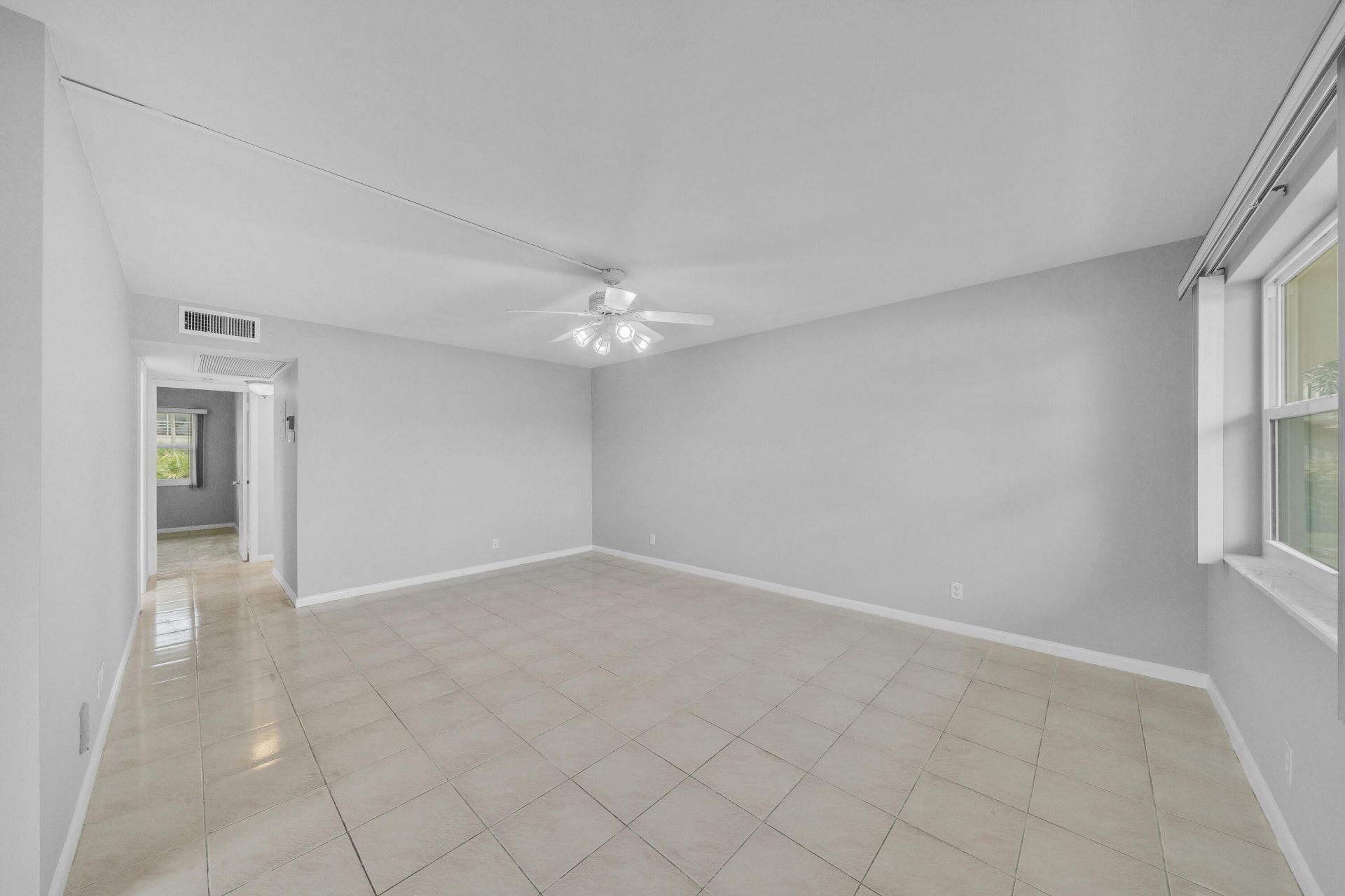 49 Hastings, Unit D, West Palm Beach, FL 33417 Photo