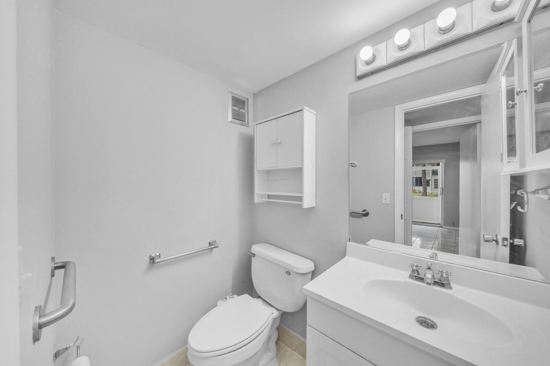 49 Hastings, Unit D, West Palm Beach, FL 33417 Photo