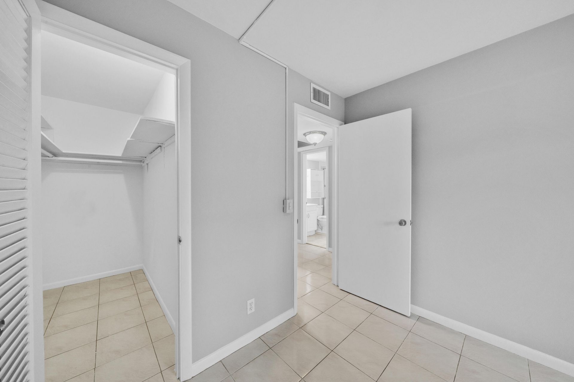 49 Hastings, Unit D, West Palm Beach, FL 33417 Photo