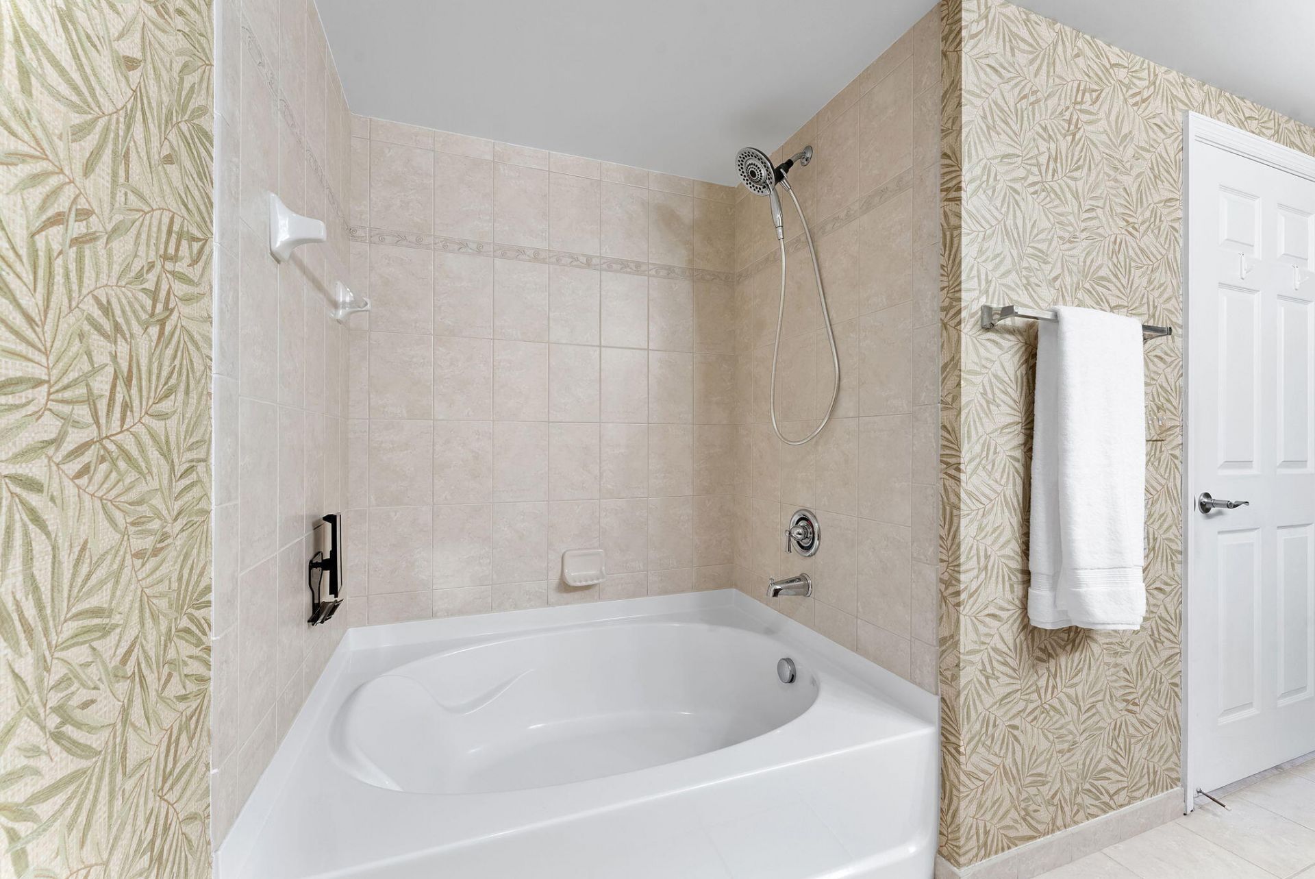 4905 Midtown Lane, Unit 2309, Palm Beach Gardens, FL 33418 Photo