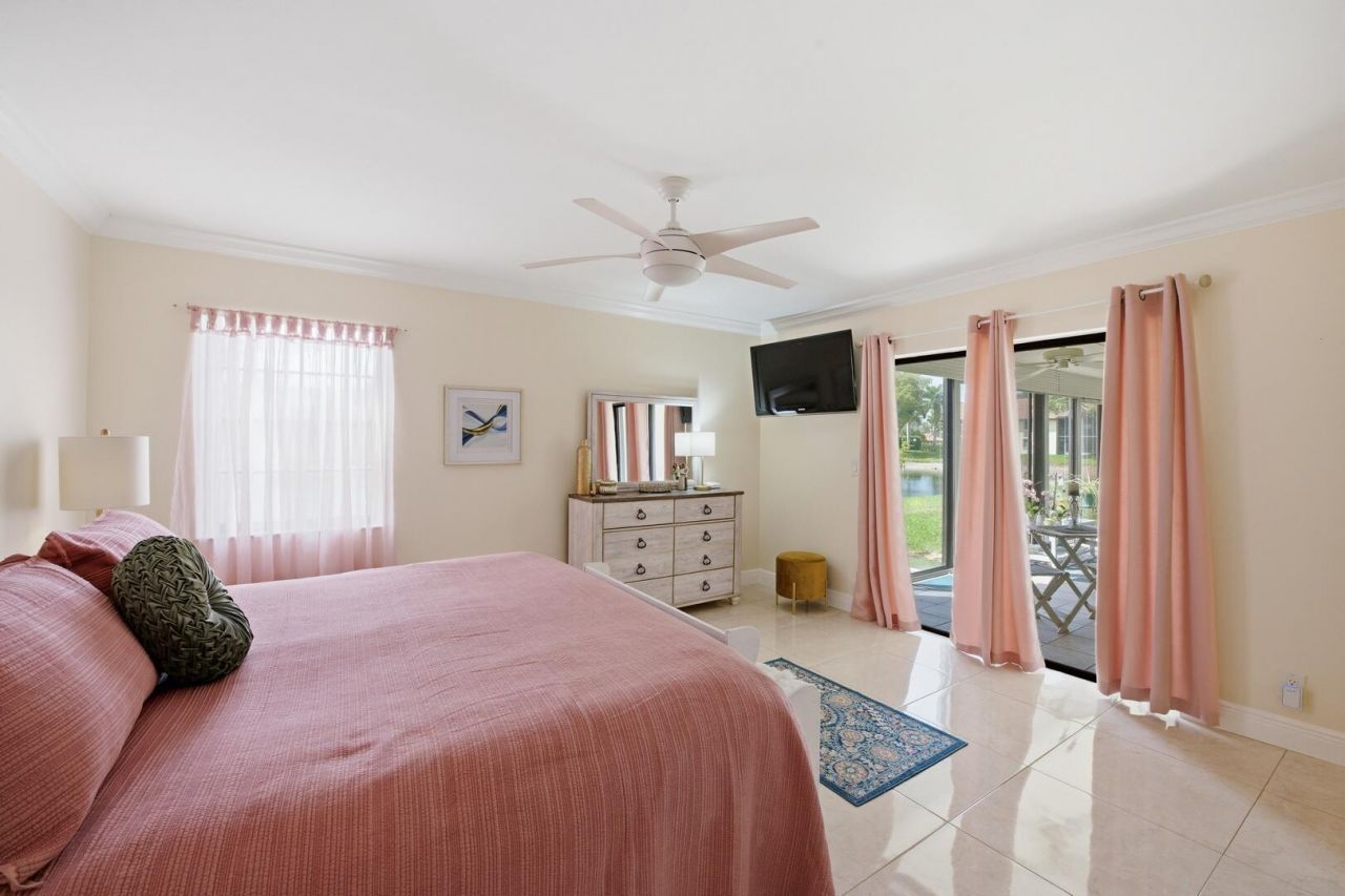 10223 N Circle Lake Drive, Unit 102, Boynton Beach, FL 33437 Photo