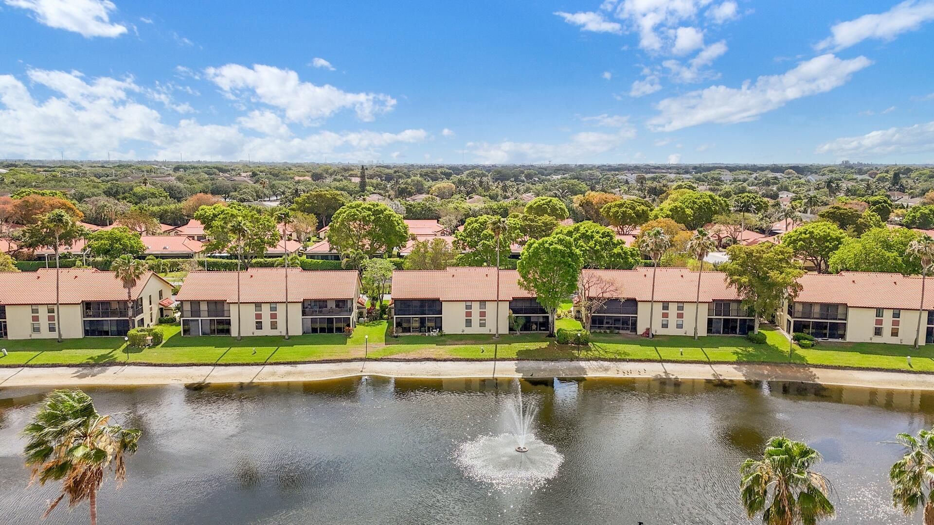 10223 N Circle Lake Drive, Unit 102, Boynton Beach, FL 33437 Photo