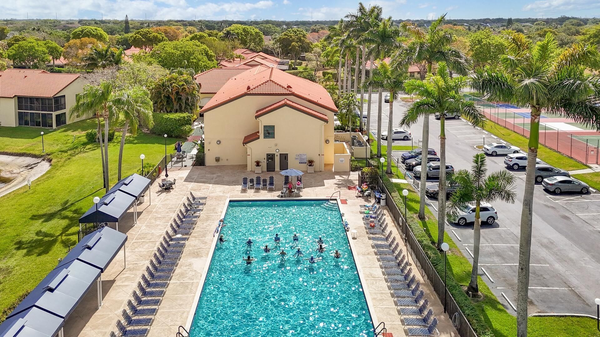 10223 N Circle Lake Drive, Unit 102, Boynton Beach, FL 33437 Photo