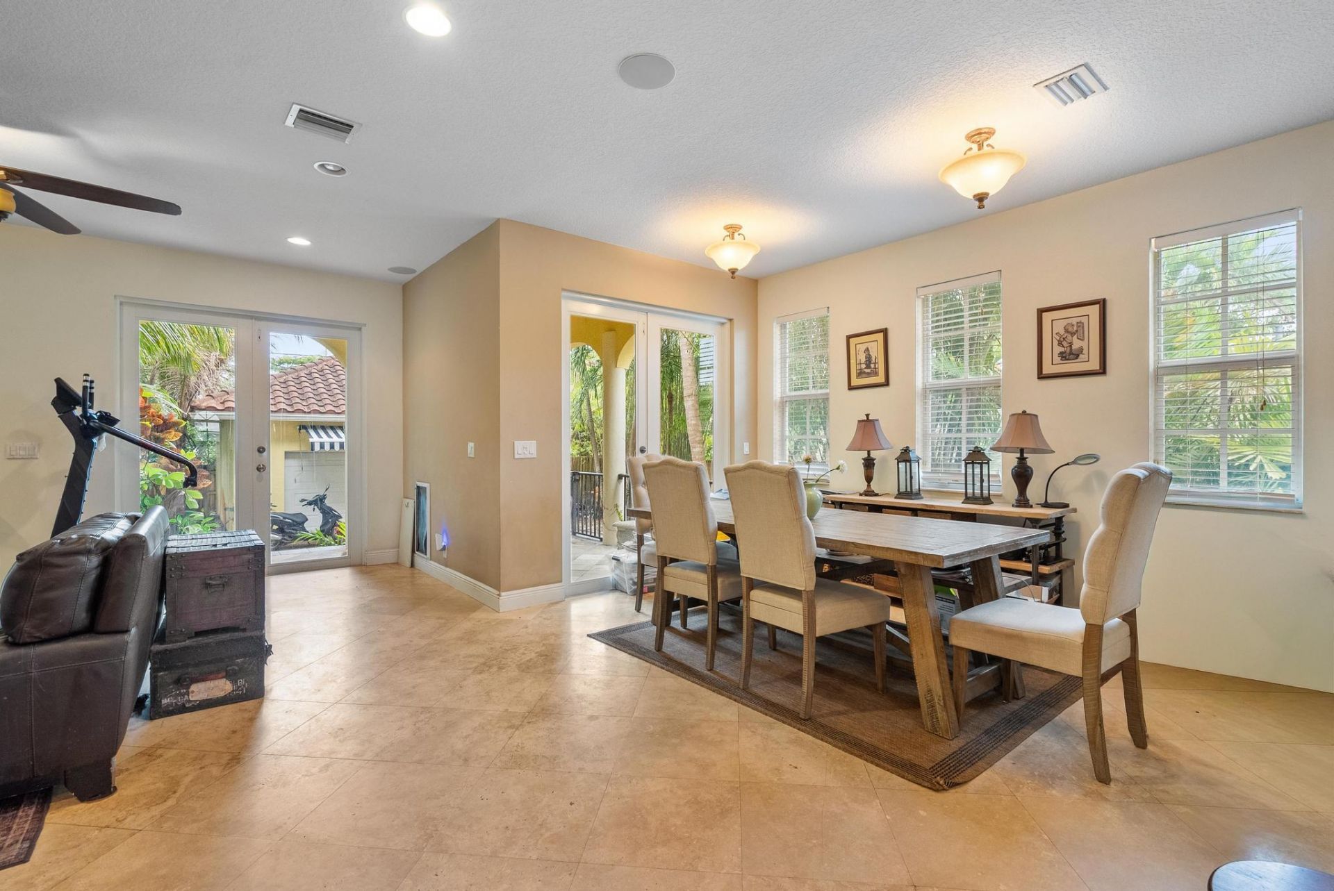 218 N Palmway, Lake Worth Beach, FL 33460 Photo