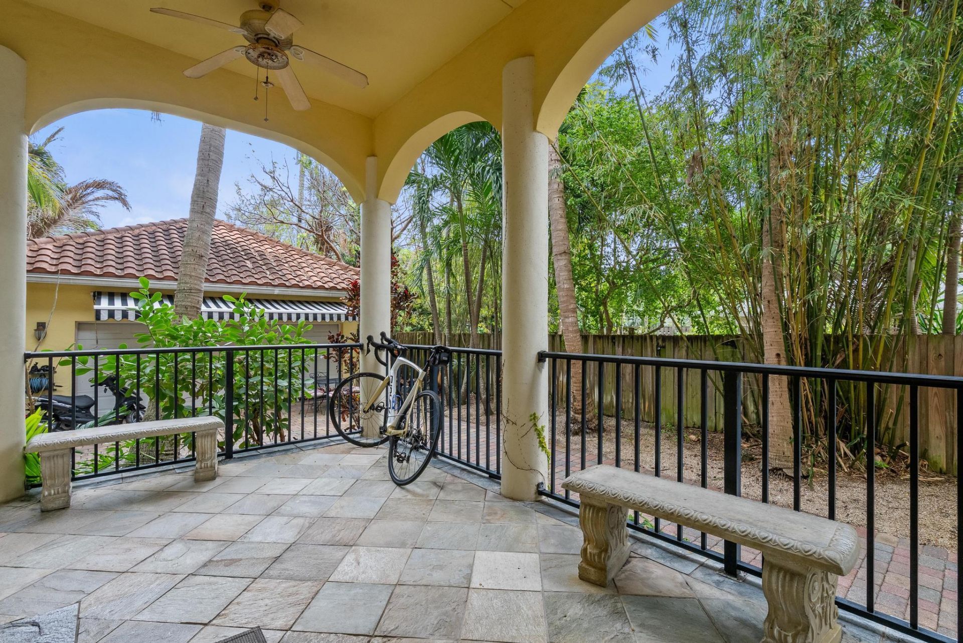 218 N Palmway, Lake Worth Beach, FL 33460 Photo