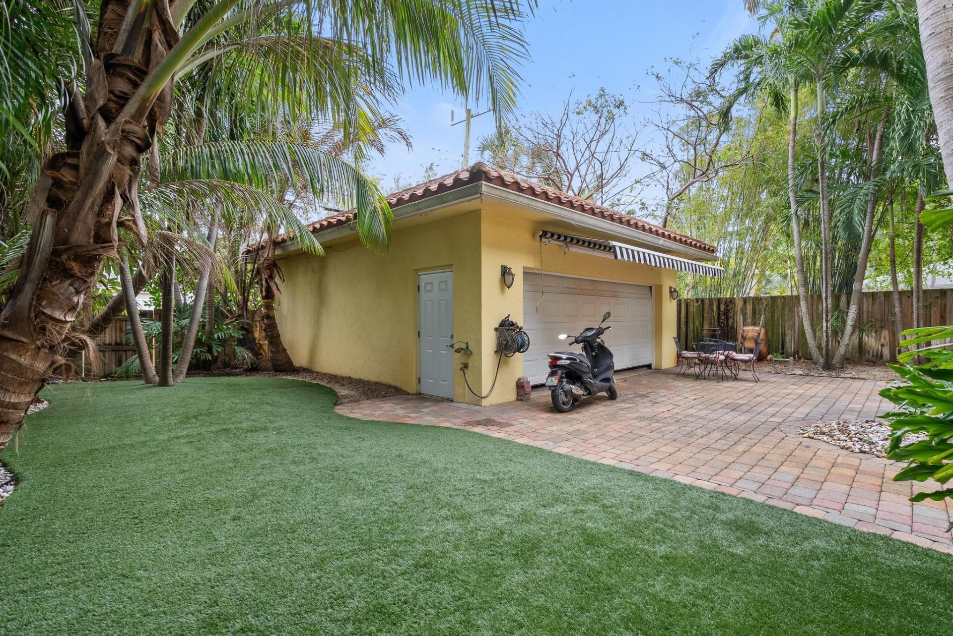 218 N Palmway, Lake Worth Beach, FL 33460 Photo