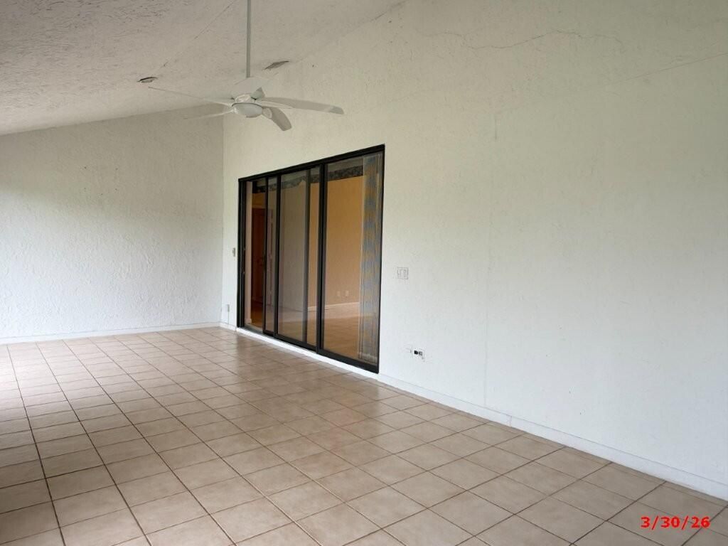 9 Windsor Lane, Boynton Beach, FL 33436 Photo