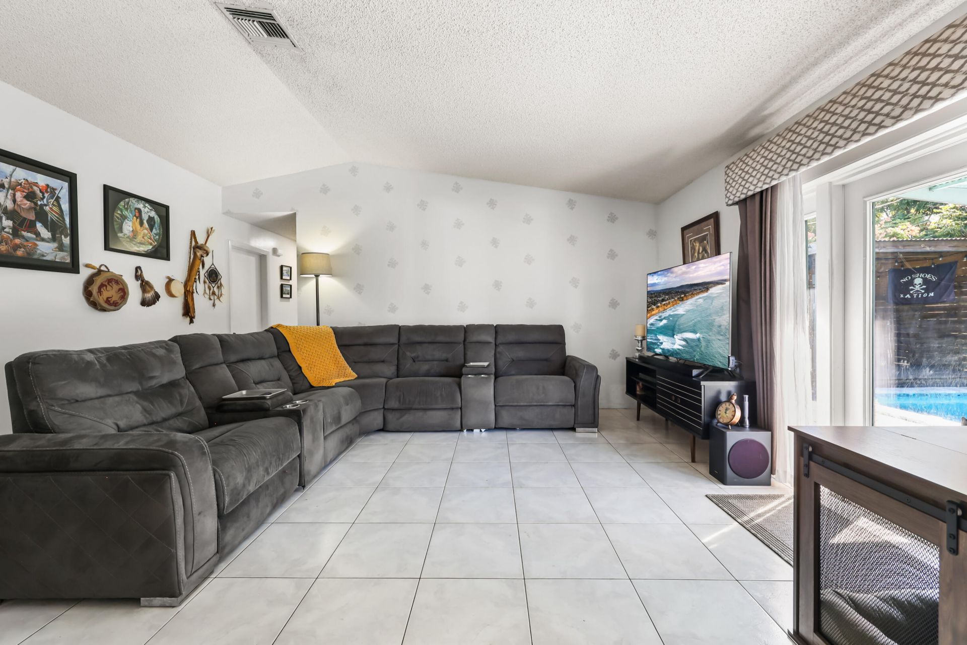 8610 NW 46th Street, Lauderhill, FL 33351 Photo