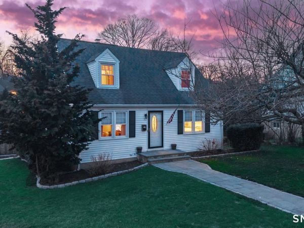 72 Glendale, Stamford, CT 06906