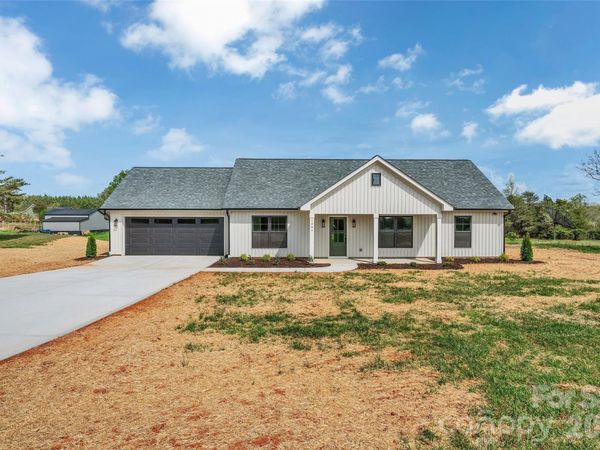 1297 Hartsoe Road , Lincolnton, NC 28093