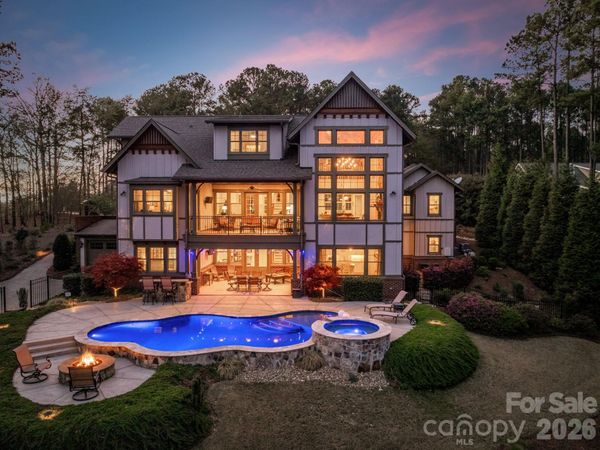 18321 Rosapenny Road , Charlotte, NC 28278