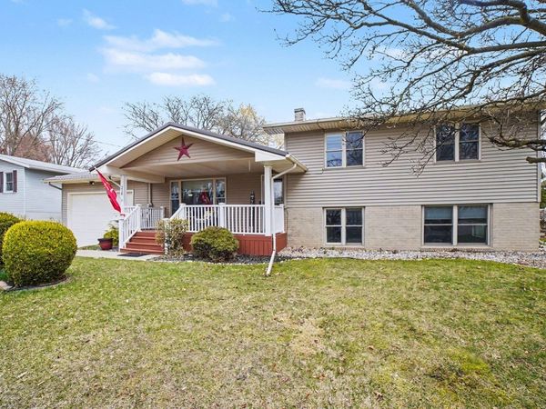 218 Fleming Drive, Alma, MI 48801