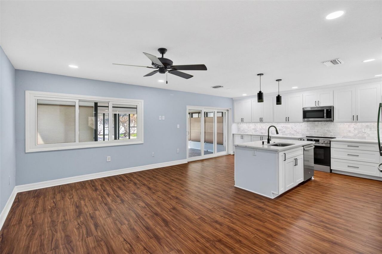 6660 Cape Hatteras Way Ne, Unit 1, Saint Petersburg, FL 33702 Photo