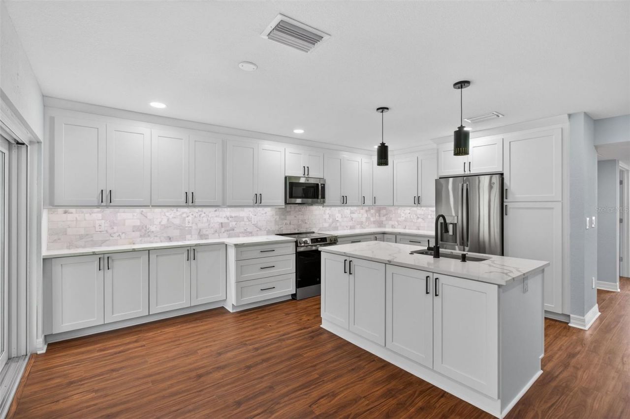 6660 Cape Hatteras Way Ne, Unit 1, Saint Petersburg, FL 33702 Photo