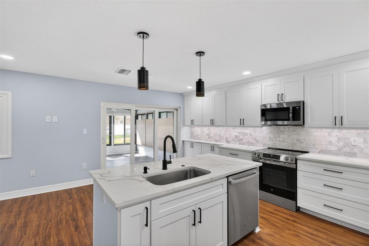 6660 Cape Hatteras Way Ne, Unit 1, Saint Petersburg, FL 33702 Photo