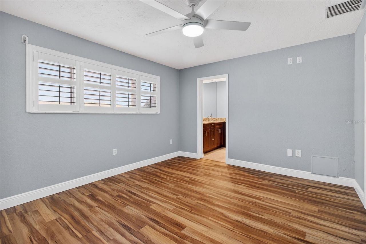 6660 Cape Hatteras Way Ne, Unit 1, Saint Petersburg, FL 33702 Photo