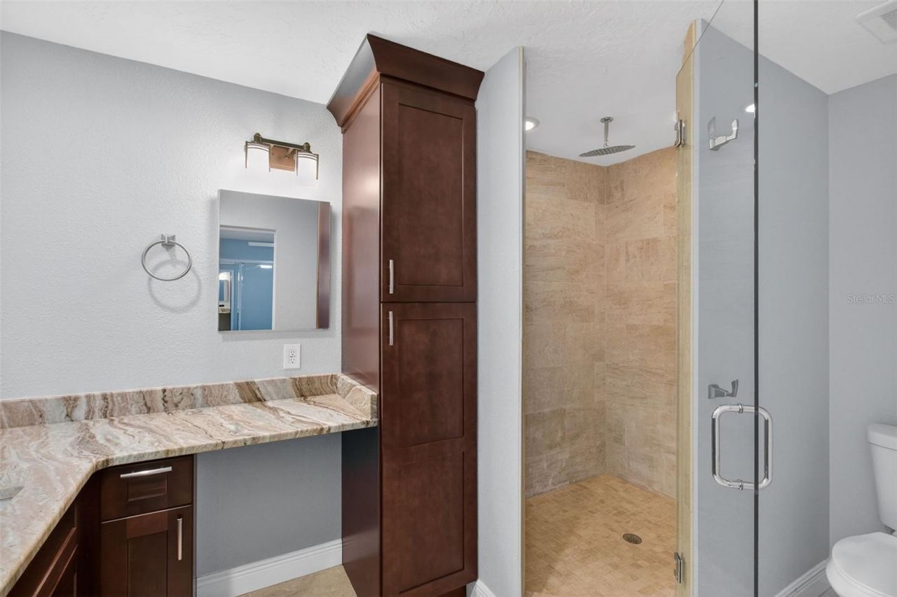 6660 Cape Hatteras Way Ne, Unit 1, Saint Petersburg, FL 33702 Photo