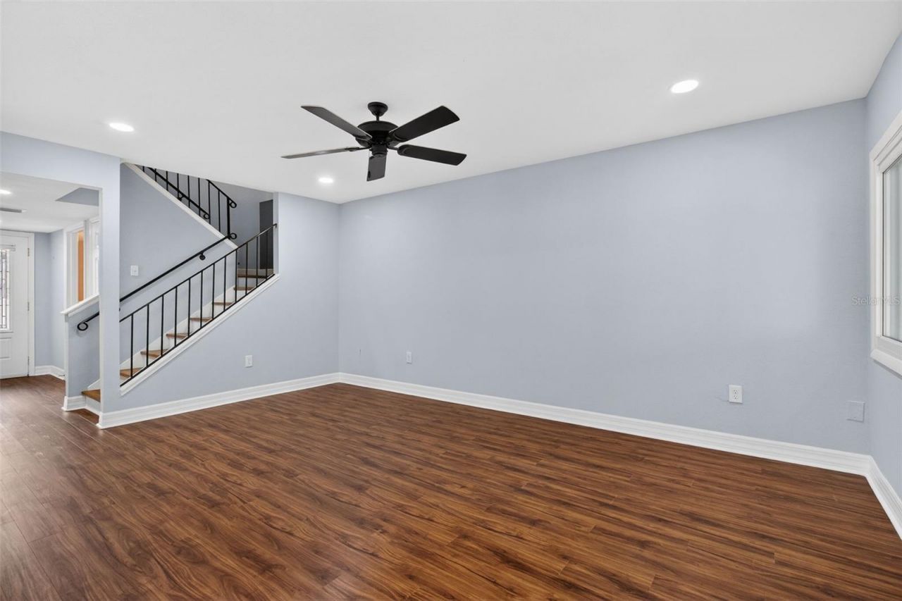 6660 Cape Hatteras Way Ne, Unit 1, Saint Petersburg, FL 33702 Photo