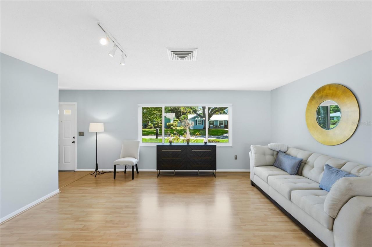 1908 49th Street W, Bradenton, FL 34209 Photo