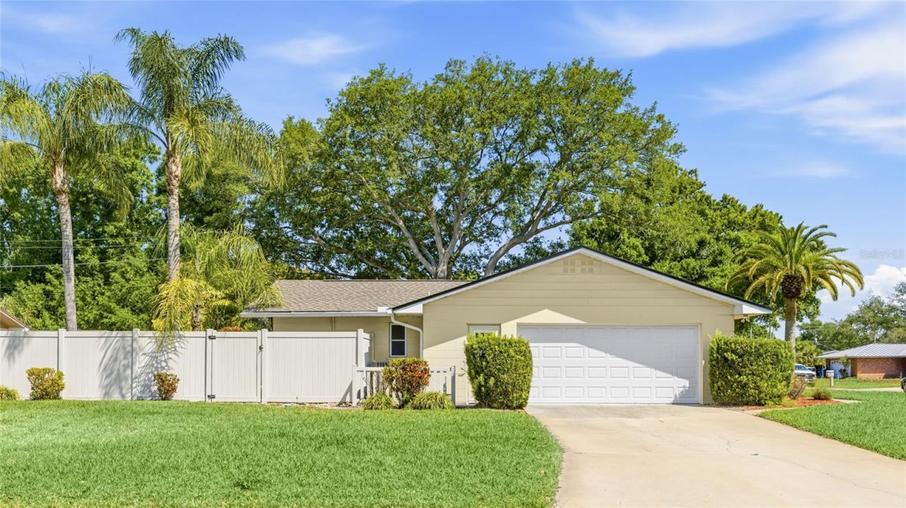 1908 49th Street W, Bradenton, FL 34209 Photo