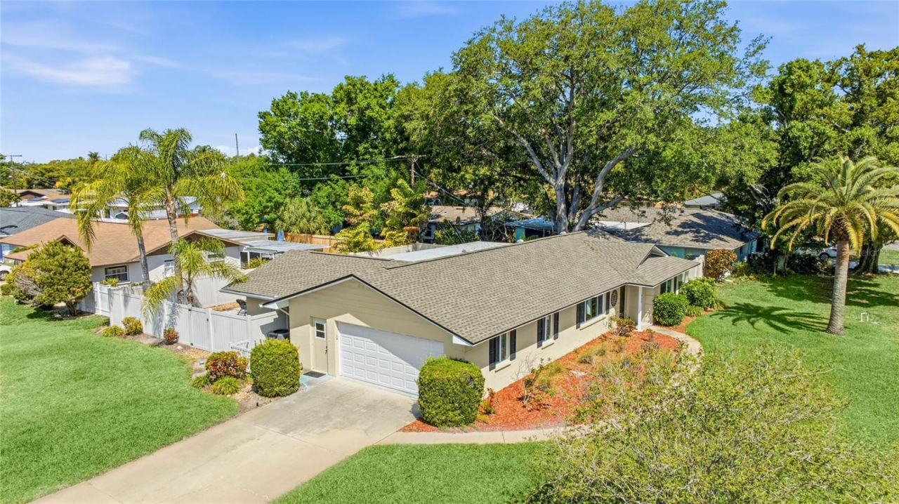 1908 49th Street W, Bradenton, FL 34209 Photo