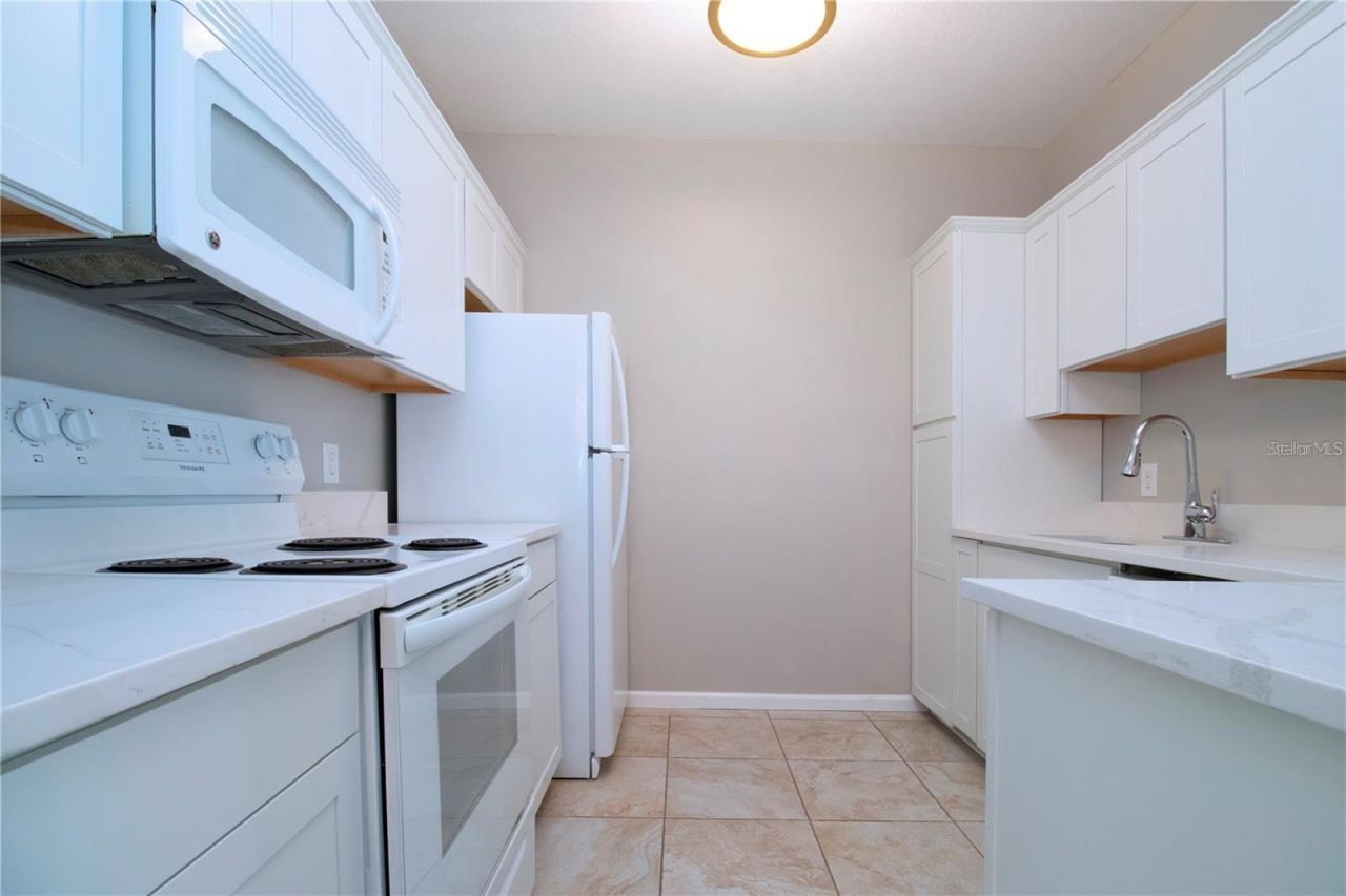 4802 51st Street W, Unit 1421, Bradenton, FL 34210 Photo