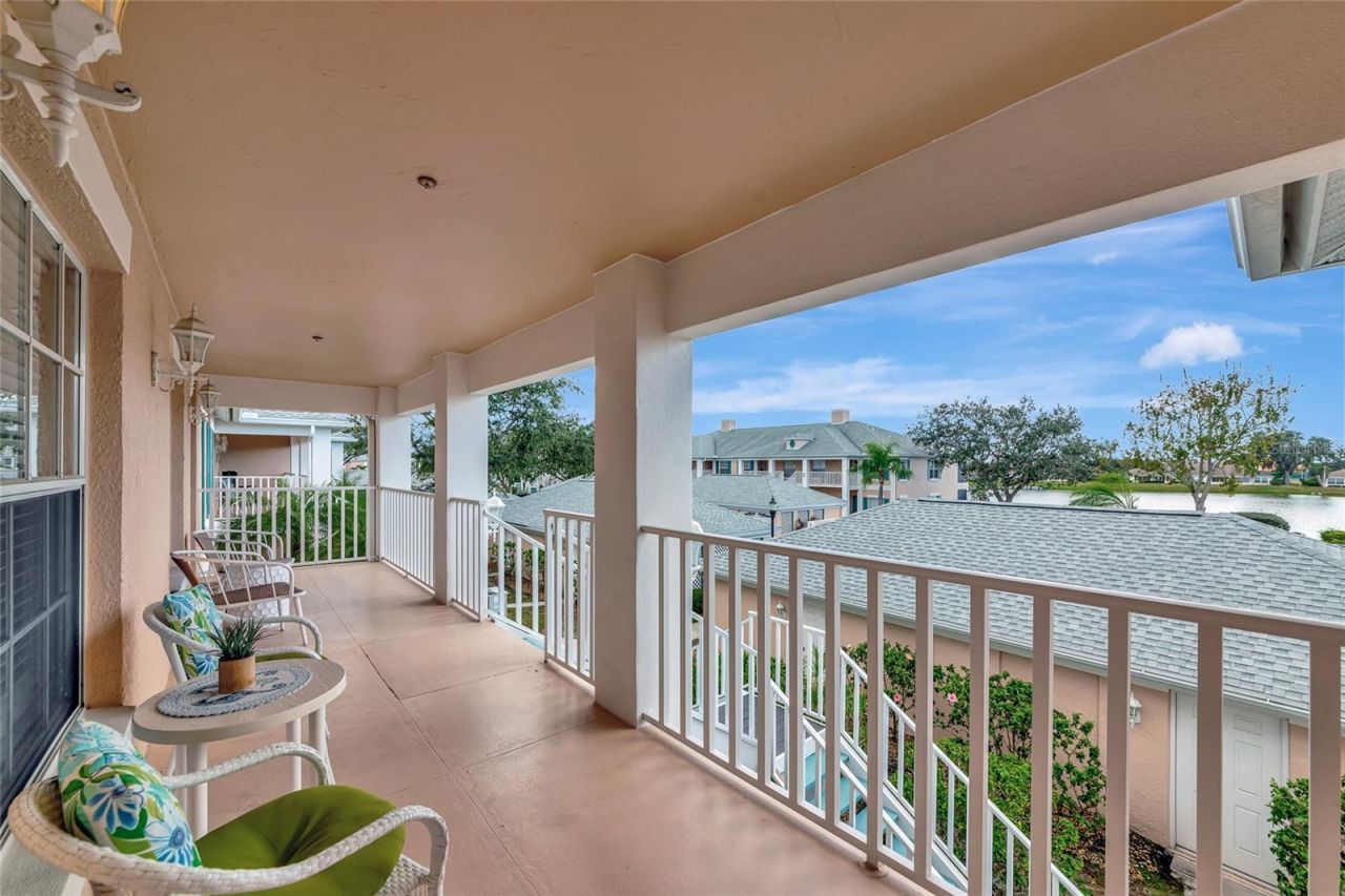 4206 Caddie Drive E, Unit 201, Bradenton, FL 34203 Photo