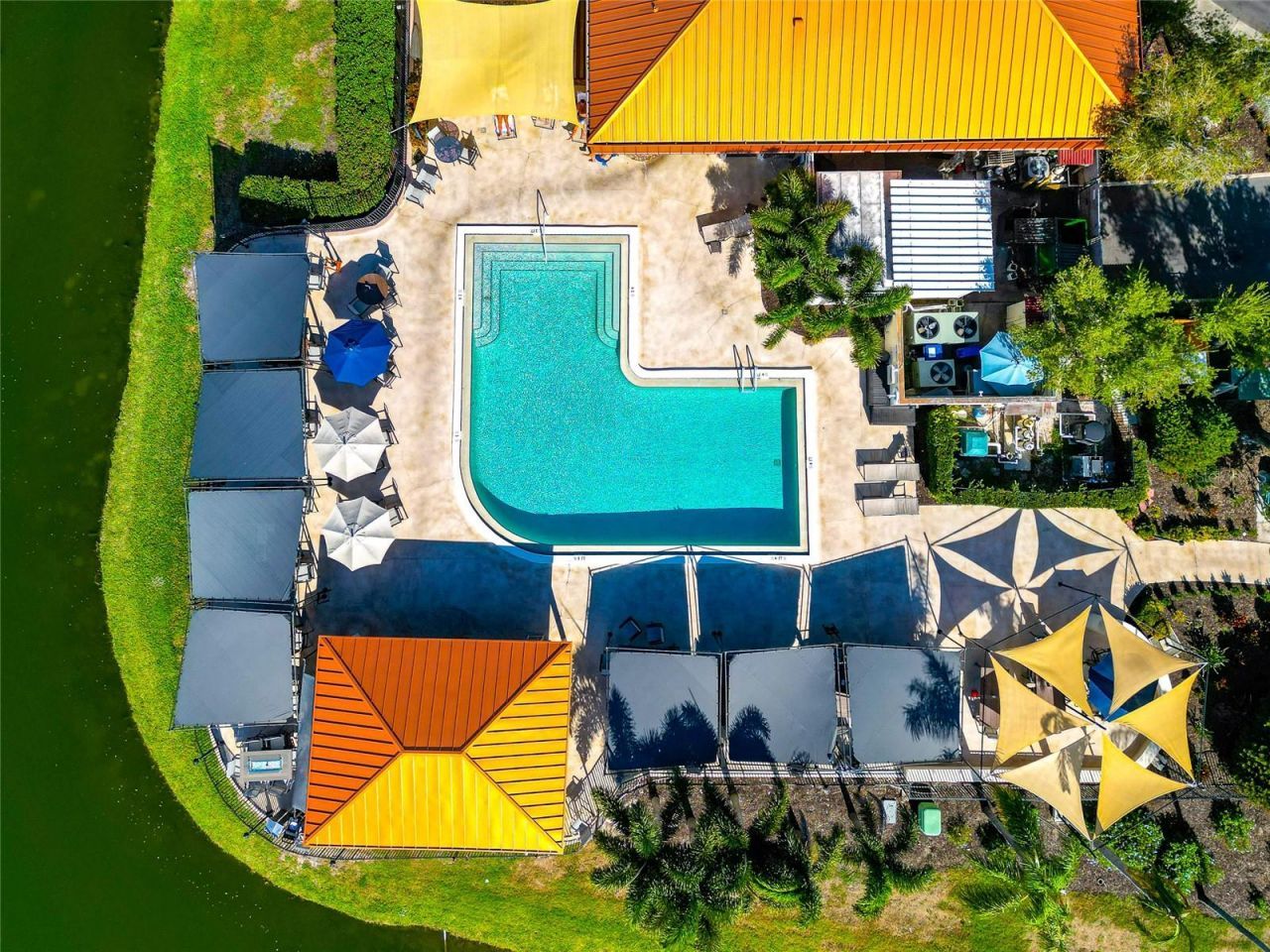 4206 Caddie Drive E, Unit 201, Bradenton, FL 34203 Photo