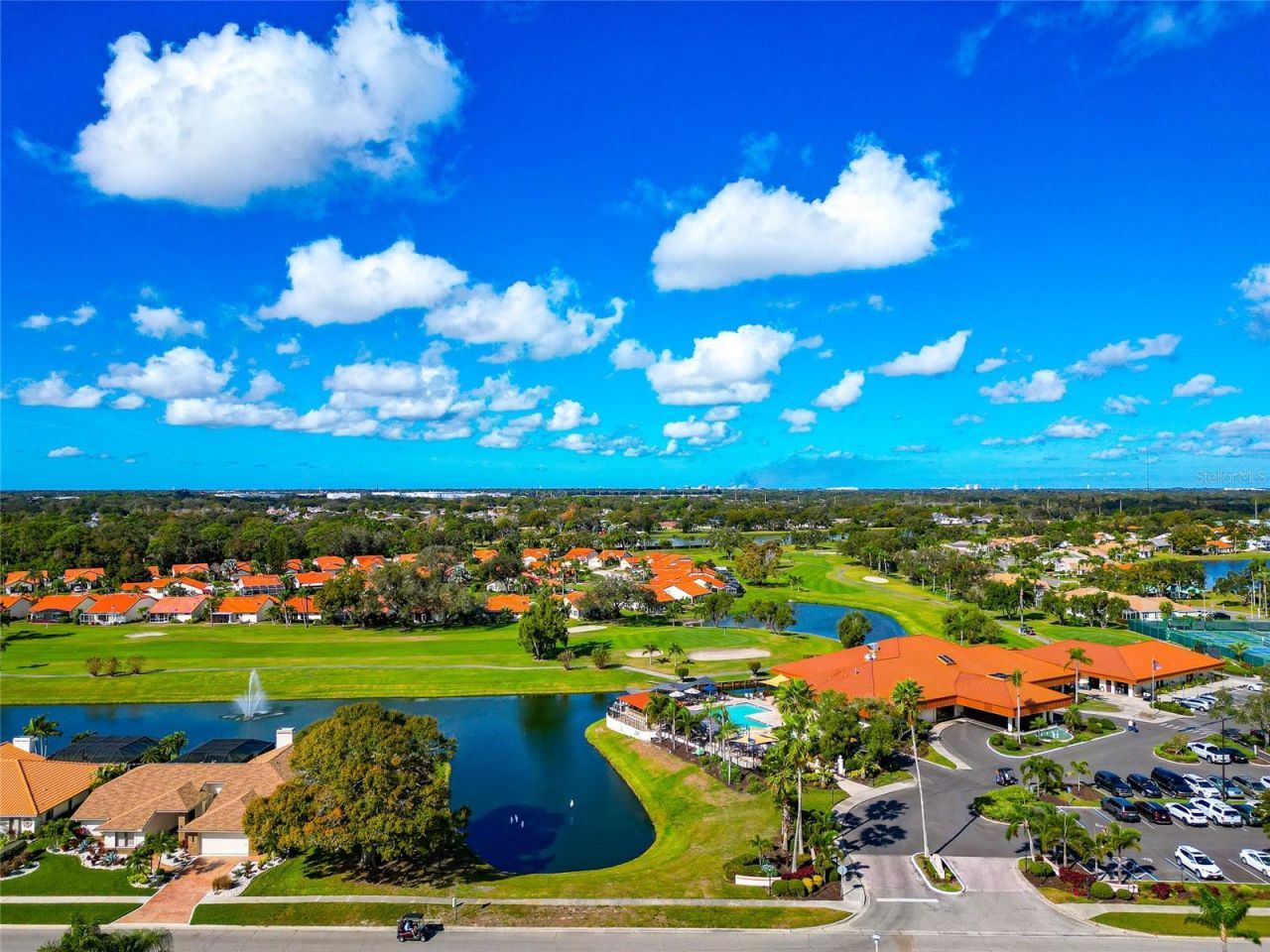 4206 Caddie Drive E, Unit 201, Bradenton, FL 34203 Photo