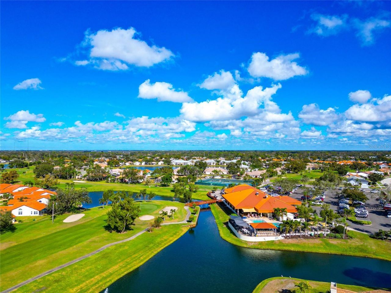 4206 Caddie Drive E, Unit 201, Bradenton, FL 34203 Photo