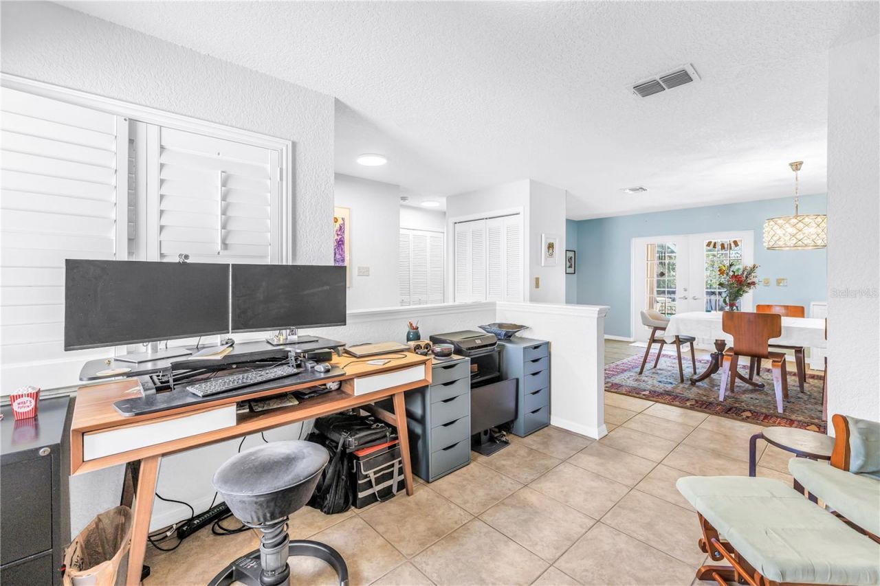 1770 Glen Lakes Boulevard N, Saint Petersburg, FL 33702 Photo