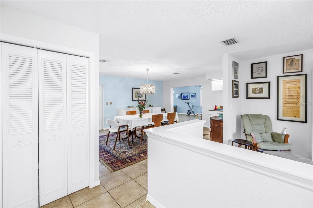 1770 Glen Lakes Boulevard N, Saint Petersburg, FL 33702 Photo