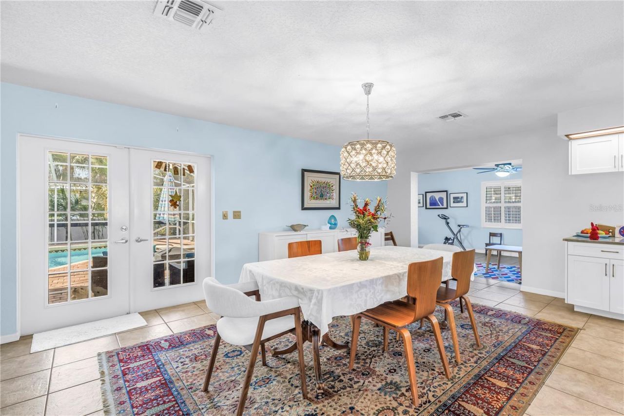 1770 Glen Lakes Boulevard N, Saint Petersburg, FL 33702 Photo