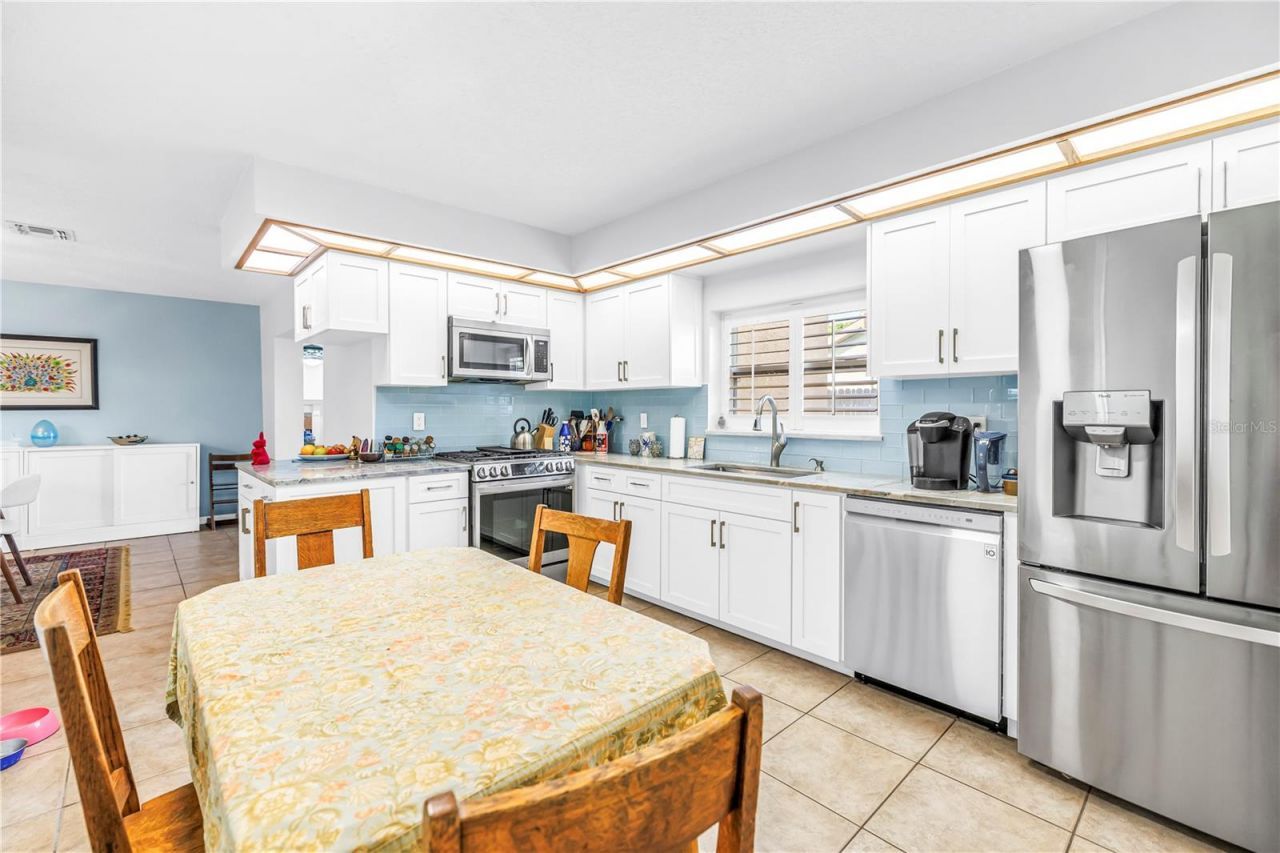 1770 Glen Lakes Boulevard N, Saint Petersburg, FL 33702 Photo