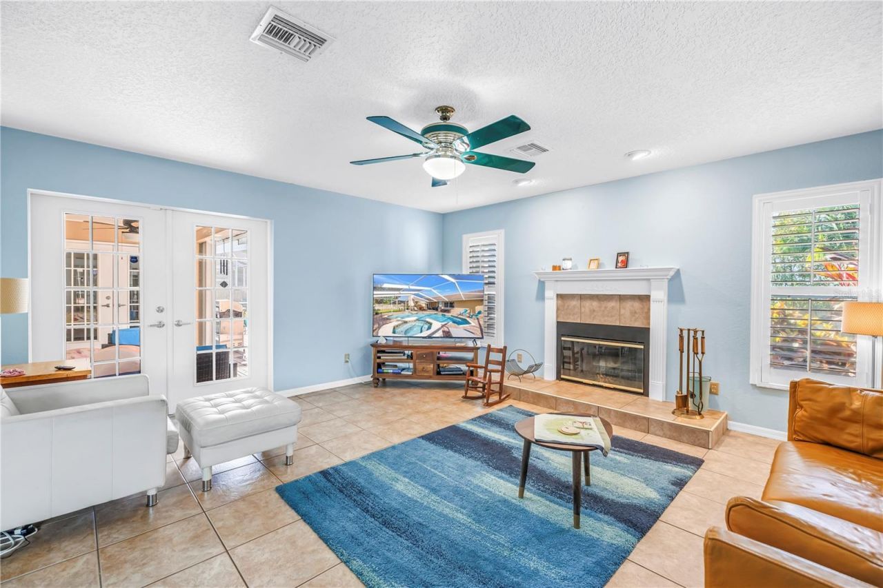 1770 Glen Lakes Boulevard N, Saint Petersburg, FL 33702 Photo