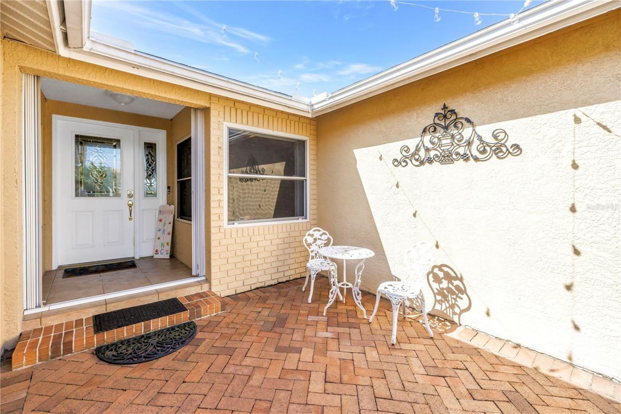 1770 Glen Lakes Boulevard N, Saint Petersburg, FL 33702 Photo