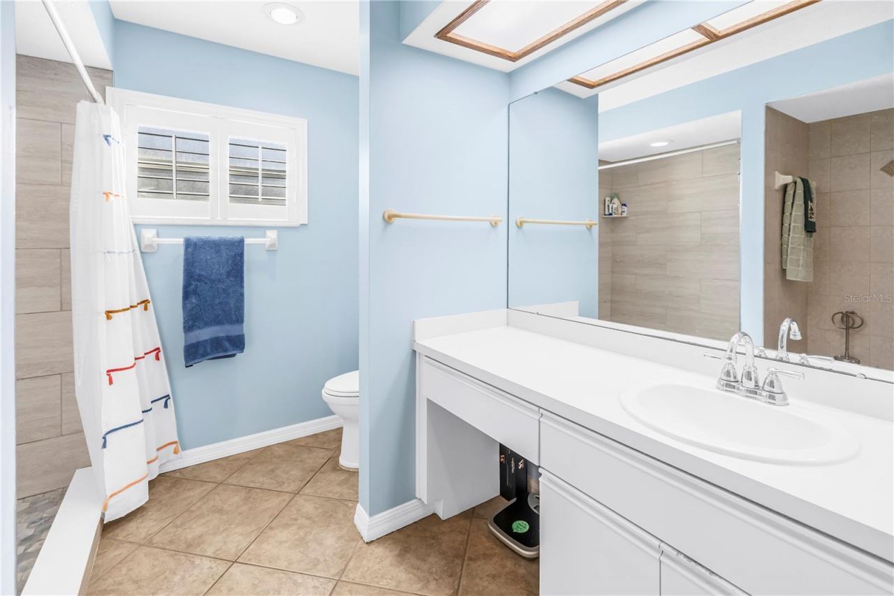 1770 Glen Lakes Boulevard N, Saint Petersburg, FL 33702 Photo