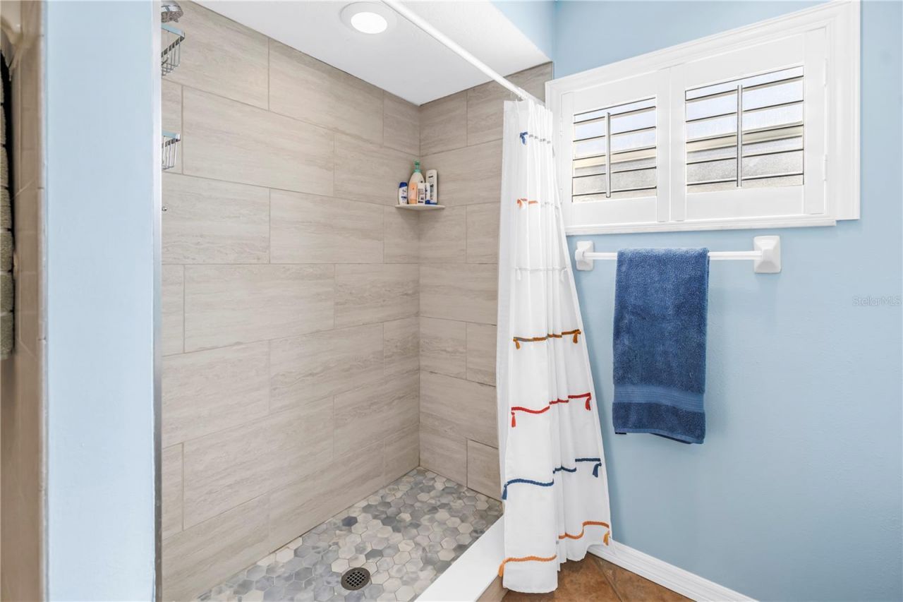 1770 Glen Lakes Boulevard N, Saint Petersburg, FL 33702 Photo