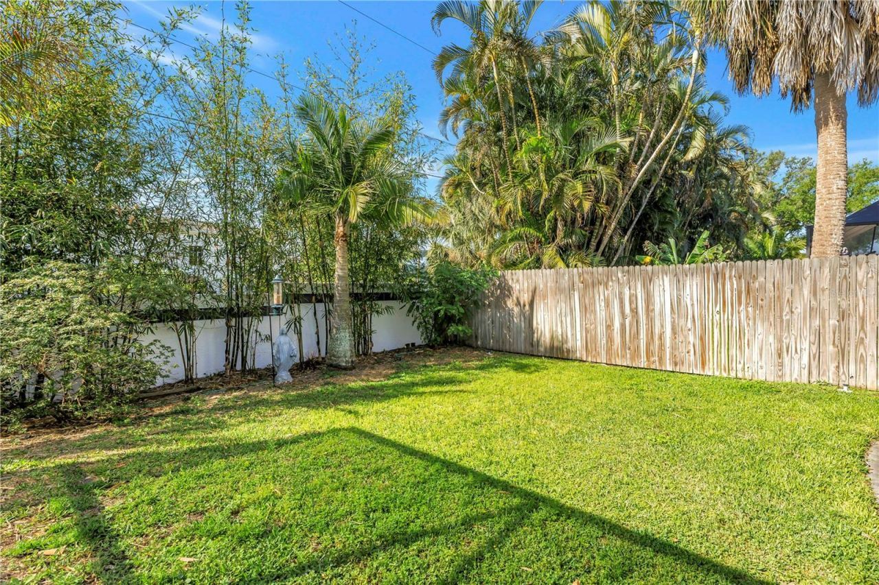 1770 Glen Lakes Boulevard N, Saint Petersburg, FL 33702 Photo