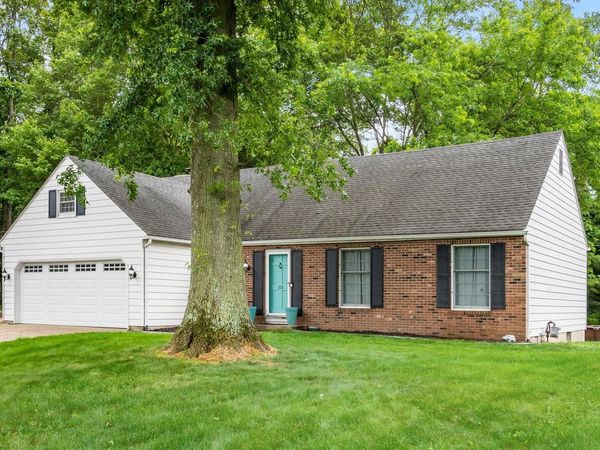 151 Pine Village Drive , Granville, OH 43023