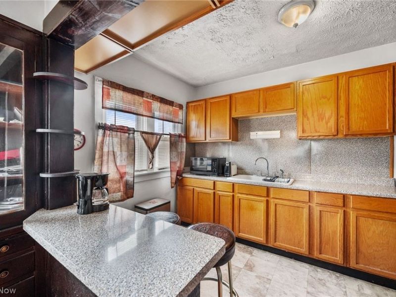 17705 Euclid Avenue, Cleveland, OH 44112 Photo 17