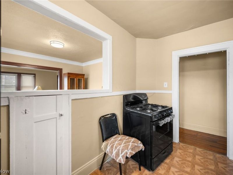 17705 Euclid Avenue, Cleveland, OH 44112 Photo 31