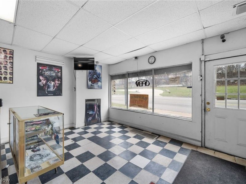 17705 Euclid Avenue, Cleveland, OH 44112 Photo 36