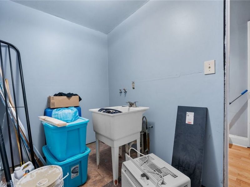 17705 Euclid Avenue, Cleveland, OH 44112 Photo 41