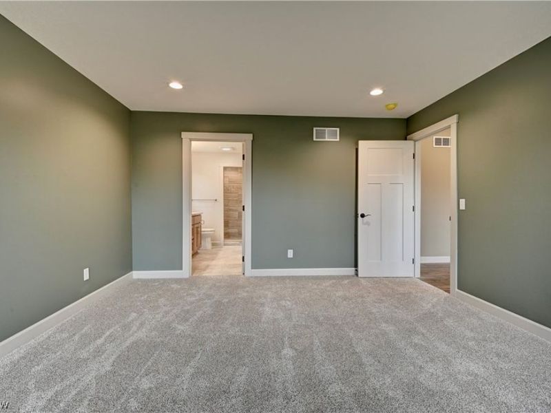 767 Fernsell Street SW, Strasburg, OH 44680 Photo 10